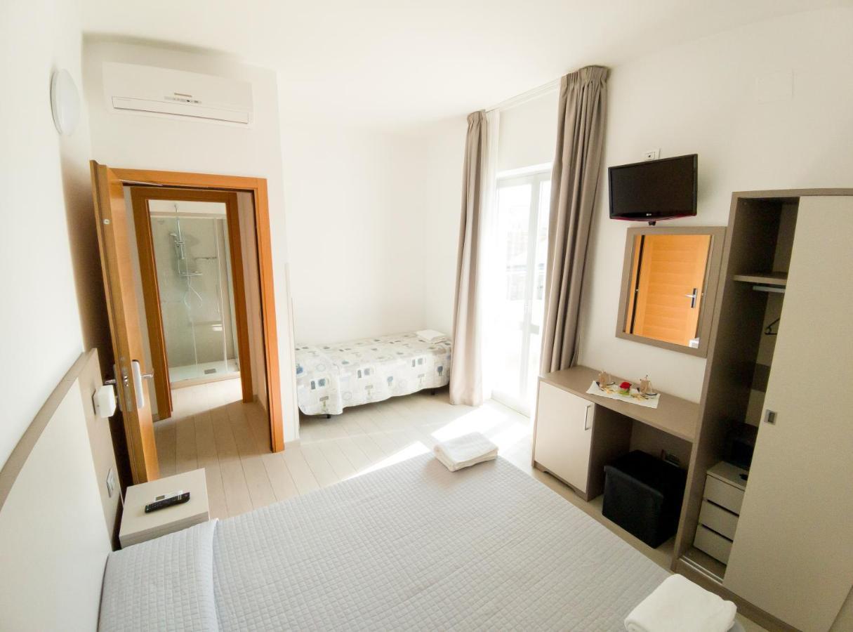 Hotel Capitano Торторето Экстерьер фото