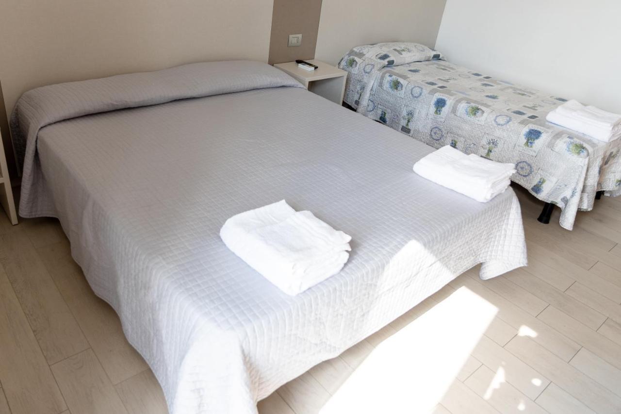 Hotel Capitano Торторето Экстерьер фото